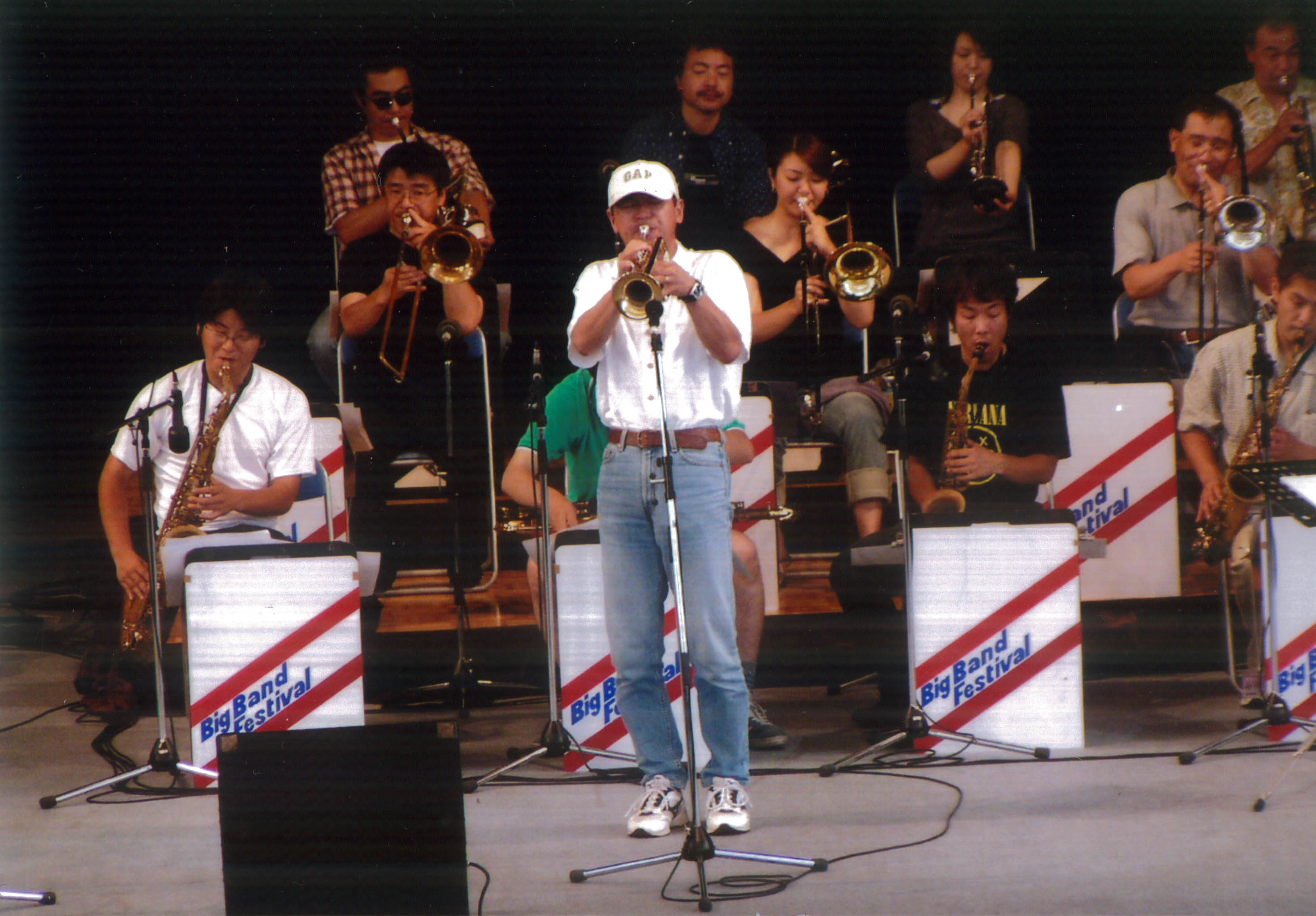 RJO001.jpg(504082 byte)