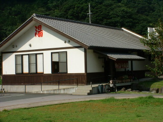 �{���ɂ̂�т肵�܂��E�E�܂�肪�Â���
