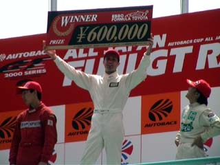 �D���̓W�F�t�E���C�g