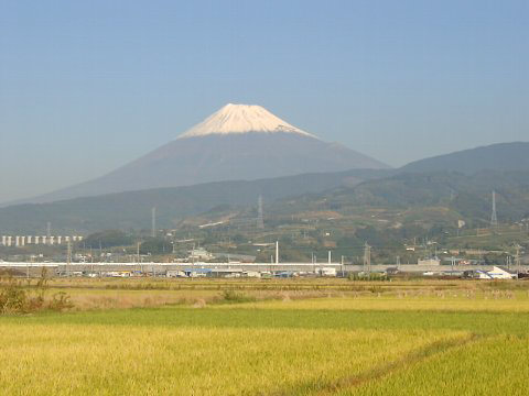 2004年11月　新幹線と富士山